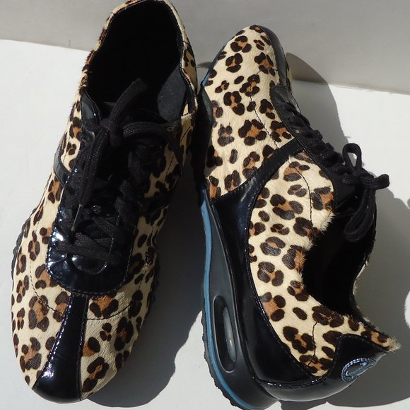 SIZE 6B. COLE HAAN animal print Nike Air sneakers shoes. - Picture 13 of 16